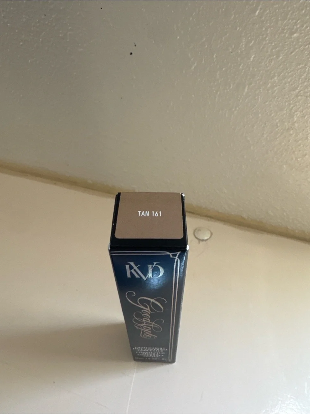KVD Good Apple Lightweight Full-Coverage Concealer - Tan 161